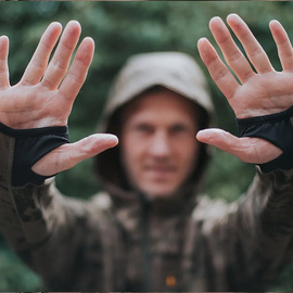 Geoff Anderson Hoody 3 BlackLeaf